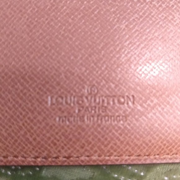 Louis Vuitton Monogram Wallet - Picture 15 of 16